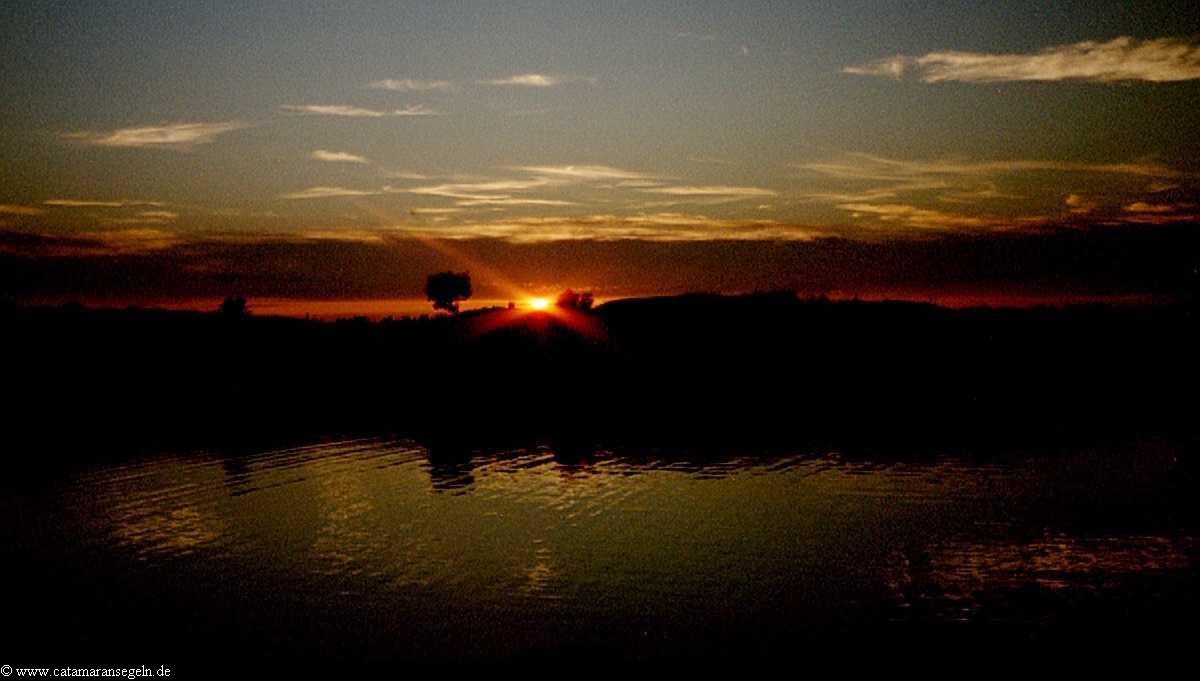 Bild wird geladen - bitte einen Moment Geduld :-)